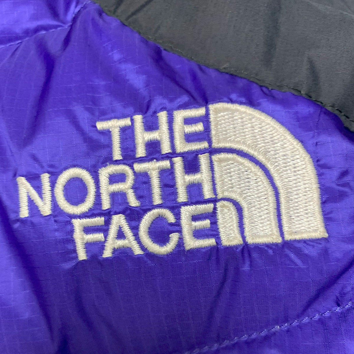 20016 【THE NORTH FACE】ザノースフェイス レディス エベレスト ダウンジャケットパープル85/S