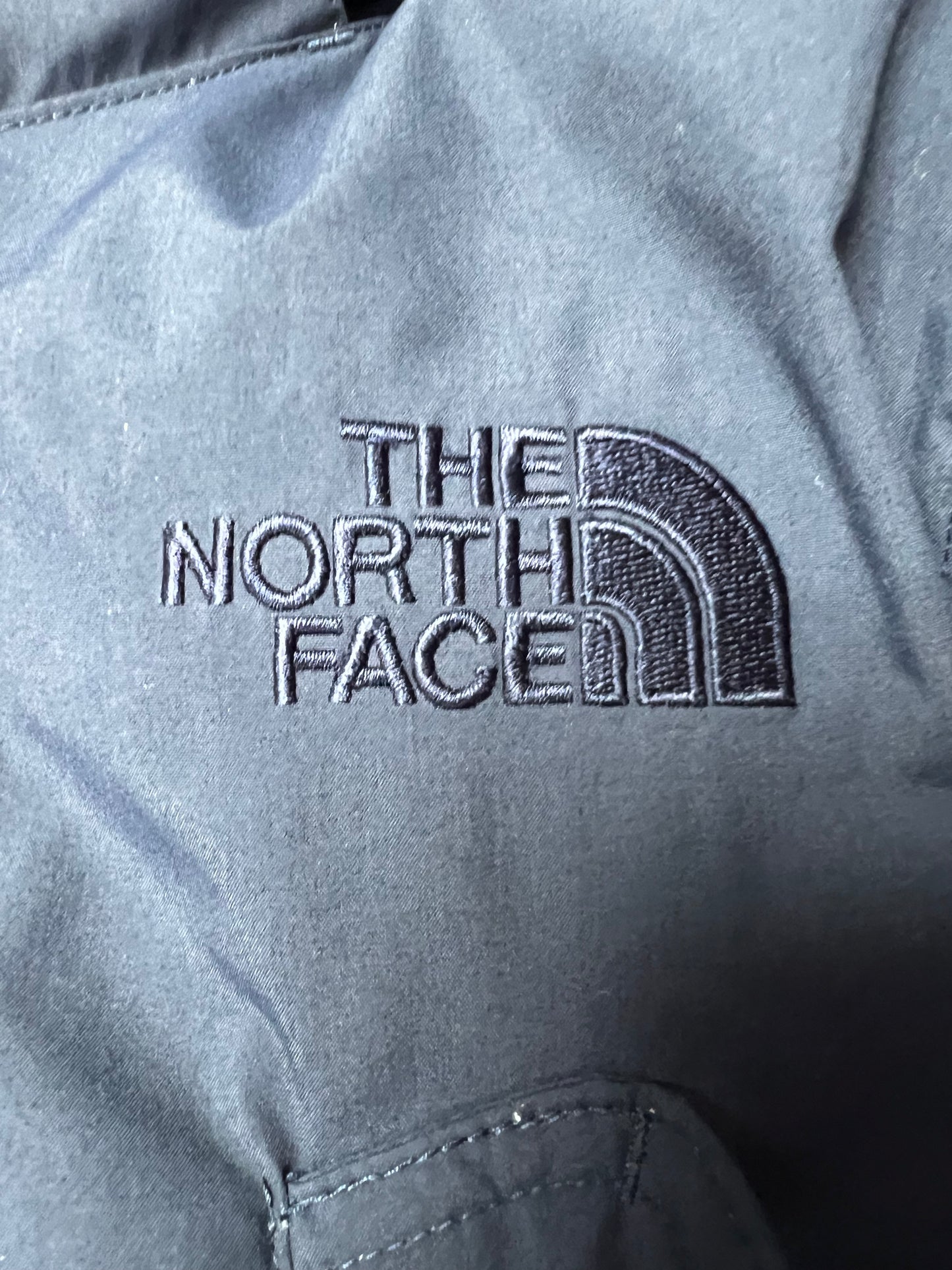10056【THE NORTH FACE】ザノースフェイス メンズ マクマード HYVENT ハイベント ダウンジャケット ネイビー 85