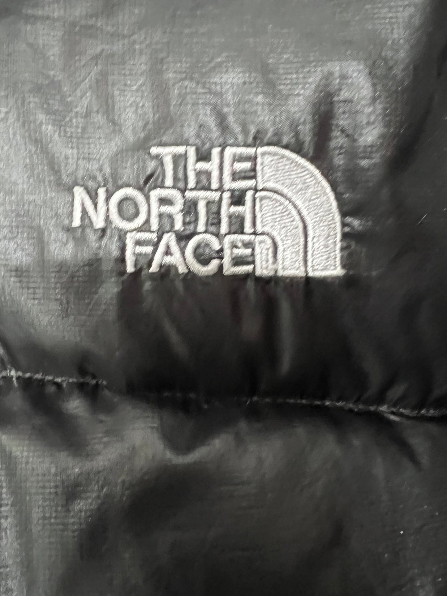10060【THE NORTH FACE】ザノースフェイス メンズ サミットシリーズ アコンカグア ダウンジャケット ブラック 90
