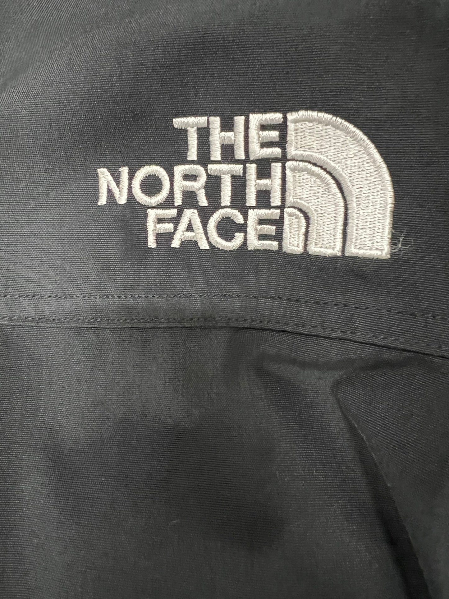 10064【THE NORTH FACE】ザノースフェイス メンズ HYVENT ハイベント サミットシリーズ ダウンジャケット ブラック 90