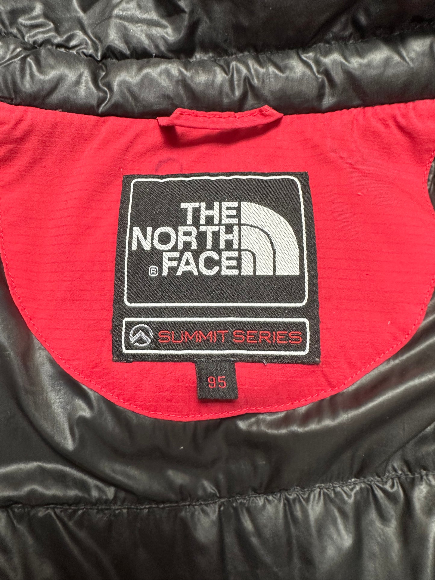 10040【THE NORTH FACE】ザノースフェイス メンズ サミットシリーズ ダウンパーカー 900フィル レッド 95