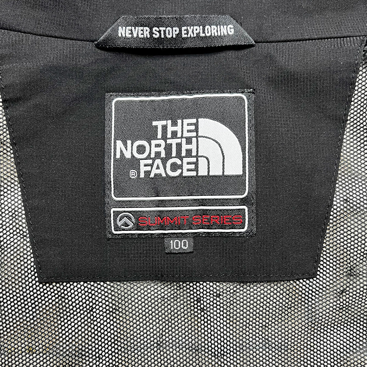 10076【THE NORTH FACE】ザノースフェイス メンズ サミットシリーズ GORE TEX ゴアテックス ジャケット ブラック 100/L