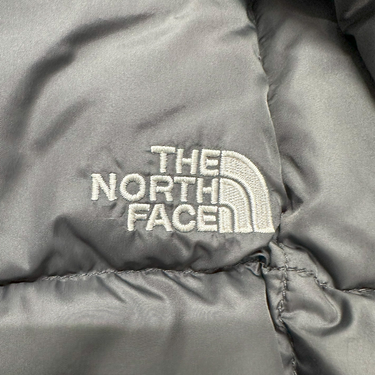 30051 【THE NORTH FACE】ザノースフェイス キッズ リバーシブル ダウンジャケット ブルー/ブラック 140